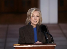 Một đời vất vả vì chồng của bà Hillary Clinton