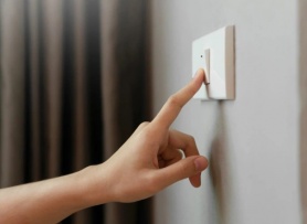 Vì sao không cần 'ra khỏi phòng là tắt đèn'?