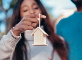 Phụ nữ Mỹ bị kỳ thị vì có nhà riêng