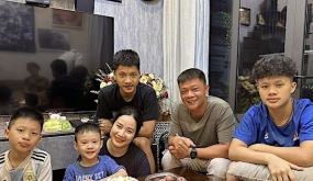 BTV Quang Minh áp kỷ luật thép với 4 con trai, không có thời gian giận vợ