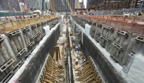 Chính quyền Trump đóng băng 18 tỷ USD vốn hạ tầng cho New York