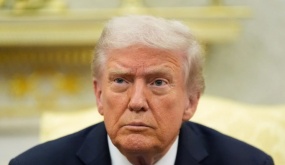 Cuộc điện đàm khiến ông Trump đổi ý về lệnh trừng phạt Nga Cuộc điện đàm khiến ông Trump đổi ý về lệnh trừng phạt Nga