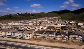 Thu nhập hơn 30.000 USD mỗi tháng mới đủ trả góp mua nhà ở quận Cam