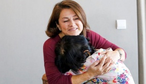 Người phụ nữ 'babylift' gặp lại mẹ sau 44 năm