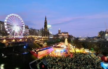 Những chợ Giáng sinh hấp dẫn nhất trên thế giới năm 2025