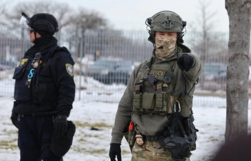 Điểm nóng thử thách quyền lực của ông Trump trong lòng nước Mỹ