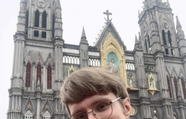 Cô gái Việt 'chốt đơn' chàng trai Nga sau ánh nhìn đầu tiên