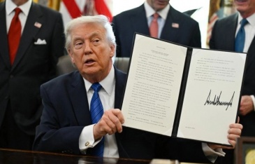 Ông Trump ký sắc lệnh về áp thuế với đối tác thương mại của Iran