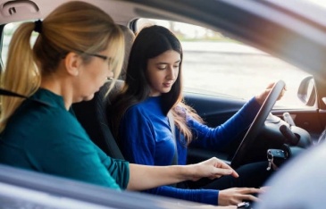 Thế hệ 'hoàng tử ghế phụ' từ chối cầm vô lăng