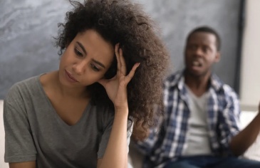 Nhiều người Mỹ 'quá nghèo để độc thân'