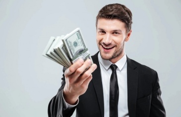 Làm thế nào để giàu có hơn ở tuổi 40?