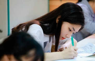 Từ nay trở đi, công dân Việt nam ra nước ngoài học tập nhất định phải nắm vững những ĐIỀU này để tránh rắc rối!