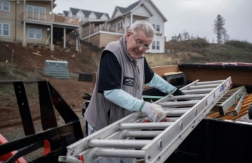 Bi kịch không thể nghỉ hưu của người cao tuổi Mỹ Bi kịch không thể nghỉ hưu của người cao tuổi Mỹ