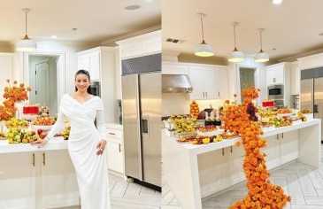 Phạm Hương khoe bàn tiệc Lễ Tạ ơn rực rỡ trong biệt thự 1000m² tại Mỹ, nàng Hậu hé lộ cuộc sống giàu có, viên mãn ở trời Tây Phạm Hương khoe bàn tiệc Lễ Tạ ơn rực rỡ trong biệt thự 1000m² tại Mỹ, nàng Hậu hé lộ cuộc sống giàu có, viên mãn ở trời Tây