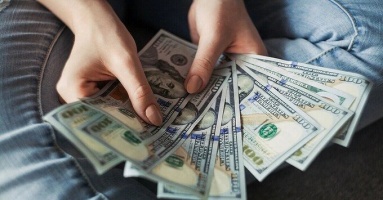Cặp vợ chồng người Mỹ có 8 nguồn thu nhập từ nghề tay trái, kiếm hơn 70 tỷ/năm: ‘Đừng mắc 4 SAI LẦM tai hại này, tiền sẽ tự tìm đến!’