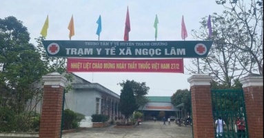 Bác sĩ tăng ga đuổi theo xe máy người lạ để cấp cứu bé trai nguy kịch: Cứu người không cần mặc áo blouse trắng