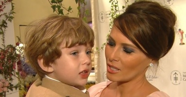 Video thời nhỏ của Barron Trump gây sốt mạng xã hội