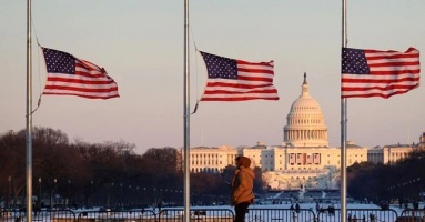 Thống đốc Texas trái lệnh Nhà Trắng, thượng cờ mừng lễ nhậm chức ông Trump