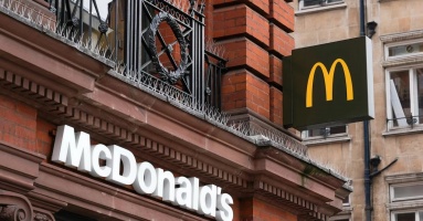 Doanh số McDonald's suy giảm khi nhiều người lo ngại thuế quan