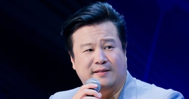 Thanh Bùi: 'Tôi buộc hai con phải sõi tiếng Việt'