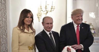 Ông Trump kể câu đùa của ông Putin về phu nhân Melania