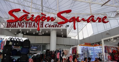 Hàng nghìn sản phẩm ở Saigon Square nghi giả mạo Rolex, Louis Vuitton, Gucci