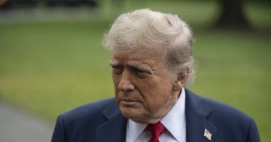 Lý do ông Trump ngừng truy quét nhập cư ở trang trại, khách sạn