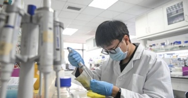 Trung Quốc ra sức chiêu mộ nhân tài trong cuộc đua với Mỹ