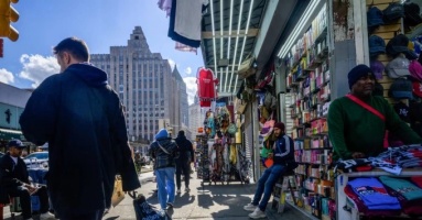 Hàng rong tái xuất ở New York sau chiến dịch truy quét của ICE Hàng rong tái xuất ở New York sau chiến dịch truy quét của ICE