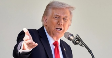 Ông Trump hứa chia 'cổ tức thuế quan' cho người dân Mỹ