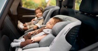 Gia đình bối rối với quy định 'ghế trẻ em trên ôtô' Gia đình bối rối với quy định 'ghế trẻ em trên ôtô'