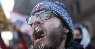 Người Mỹ tuần hành giữa giá rét -29 độ C để phản đối ICE