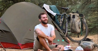 Kỹ sư bỏ việc, đạp xe 55.000 km quanh thế giới Kỹ sư bỏ việc, đạp xe 55.000 km quanh thế giới