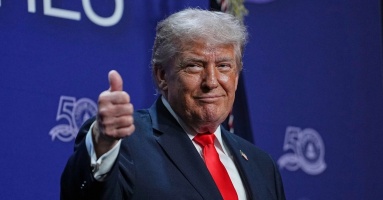Ông Trump: Nghỉ hưu ở Mỹ với 465.000 USD là 'giàu có' Ông Trump: Nghỉ hưu ở Mỹ với 465.000 USD là 'giàu có'