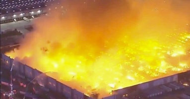 Cháy kho giấy vệ sinh phục vụ 50 triệu người ở California