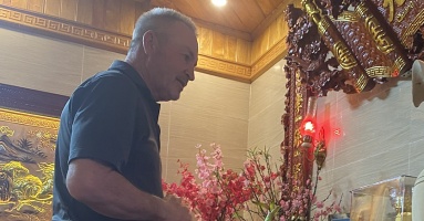 Ông thông gia người Mỹ mê cuộc sống ở Việt Nam