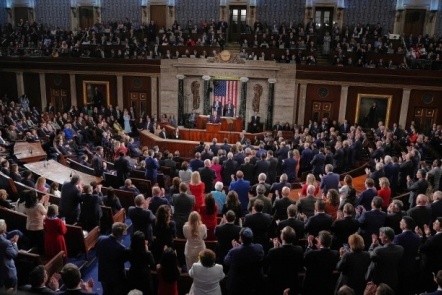 Ông Trump ca ngợi nước Mỹ, chỉ trích đối thủ trong Thông điệp Liên bang