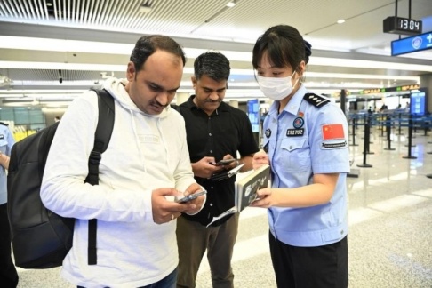 Trung Quốc tìm cách hút nhân tài khi Mỹ siết visa H1B